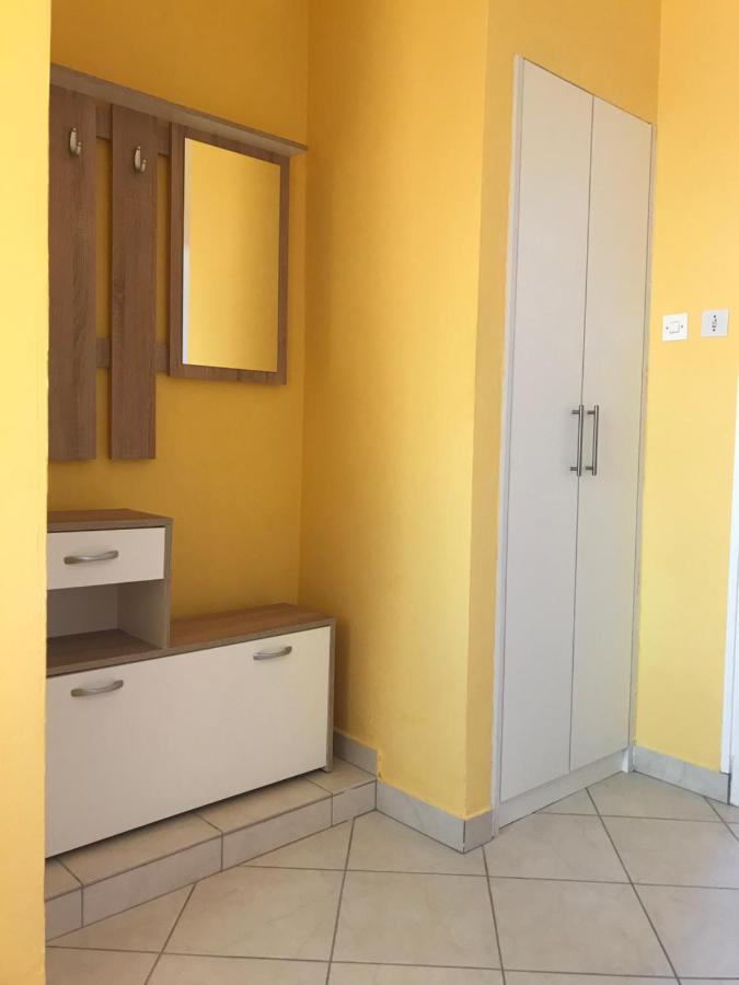 Summer Rooms Baska Esterno foto